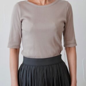 133. passione パシオーネ　前後着用可能な2way tシャツ　グレージュ