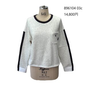 【予約】ayane /アヤン スター刺繍ボンバープルオーバー オートミール 896104（11/末~12/初）