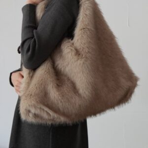 271.　PRIORITY /プライオリティ ファーバッグ (オフ、キャメル)（P57044BF）